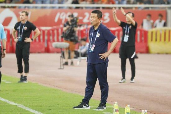 “阿尔瓦雷斯在有球时的表现一直很好，他的进球也说明了一切。